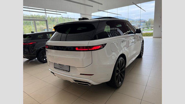 2026 Novo vozilo Land Rover Range Rover Sport Ostuni Pearl White P460e Petrol Plug-in Hybrid Dynamic SE