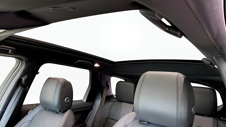 2024 Begagnad Land Rover Discovery Sport Silicon Silver Bensin Laddhybrid P269e Dynamic SE