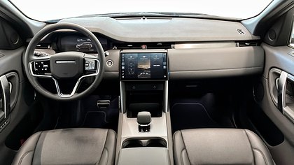Discovery Sport 9