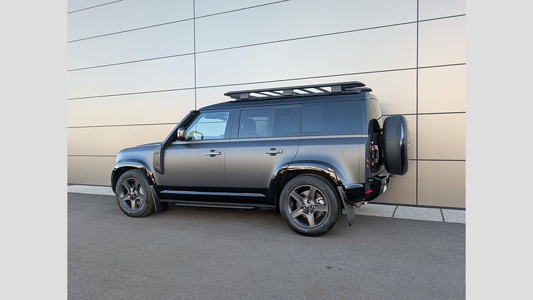 2025 認定中古車 Land Rover Defender 110 カルパチアングレイ D350 ディーゼルマイルドハイブリッド X-Dynamic SE