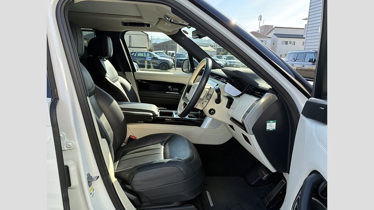 2023 認定中古車 Land Rover Range Rover フジホワイト D300 AWD MHEV（AT） スタンダードホイールベース HSE