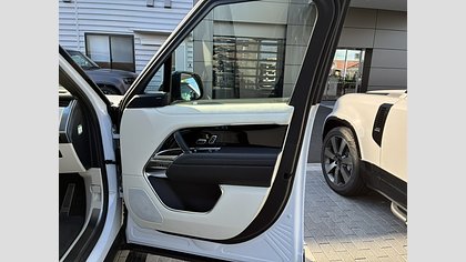 Range Rover 19