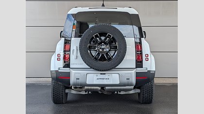 Defender 110 3