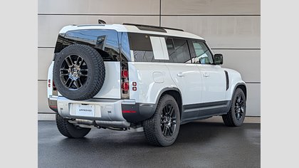 Defender 110 5