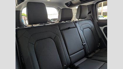 Defender 110 8