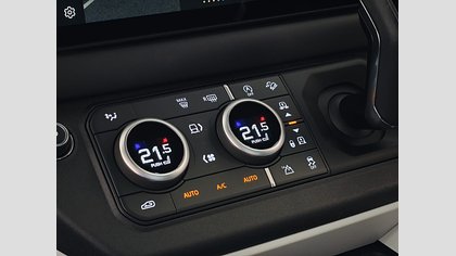 Defender 110 9