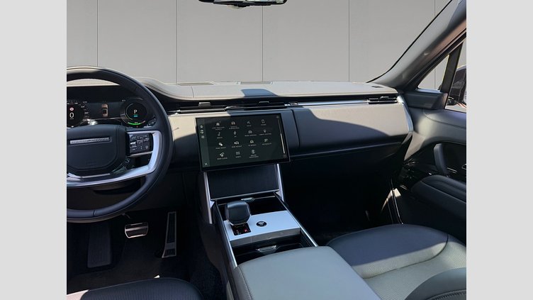 2025 Approved Land Rover Range Rover British Racing Green P550e Petrol Plug-in Hybrid Standard Wheelbase SV