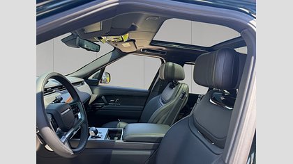Range Rover 22