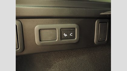 Range Rover Velar 10