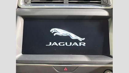 E-Pace 52