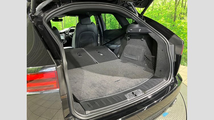 2018 認定中古車 Jaguar E-Pace サントリーニ ブラック D180 オートマチック全輪駆動 R-DYNAMIC S