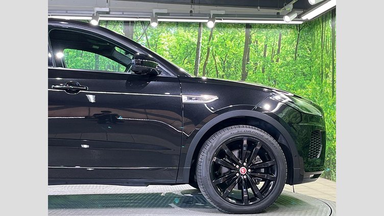 2018 認定中古車 Jaguar E-Pace サントリーニ ブラック D180 オートマチック全輪駆動 R-DYNAMIC S