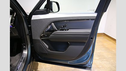 Range Rover Sport 23
