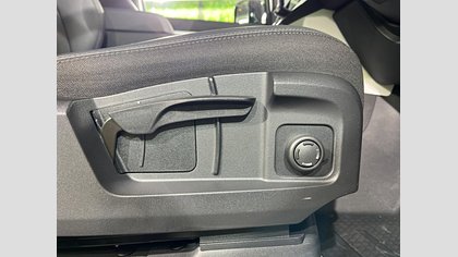 Defender 110 52