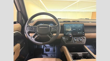 Defender 110 11