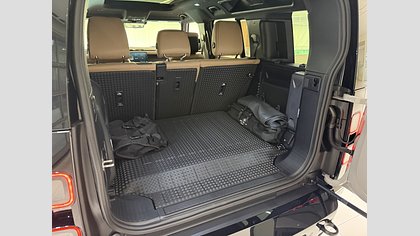Defender 110 21