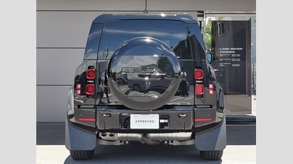 Defender 110 6