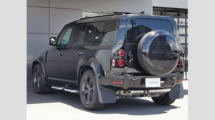 Defender 110 1