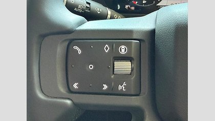 Defender 110 23