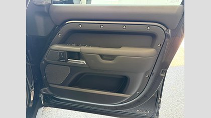 Defender 110 45