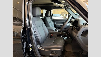 Defender 110 56
