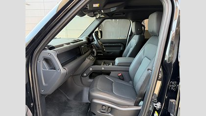 Defender 110 77