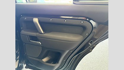 Defender 110 35