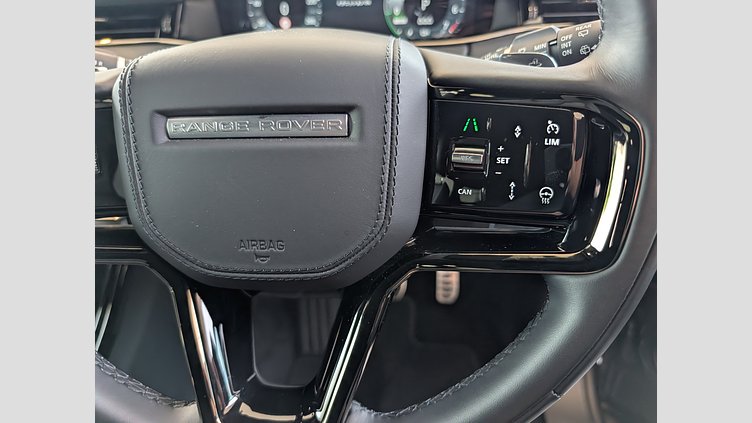2024 認定中古車 Land Rover Range Rover Evoque カルパチアングレイ プラグインハイブリッド（ガソリン） Standard Wheelbase DYNAMIC HSE