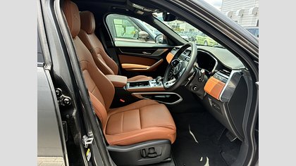 F-Pace 2