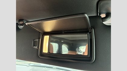 F-Pace 19