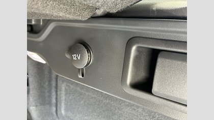 F-Pace 22