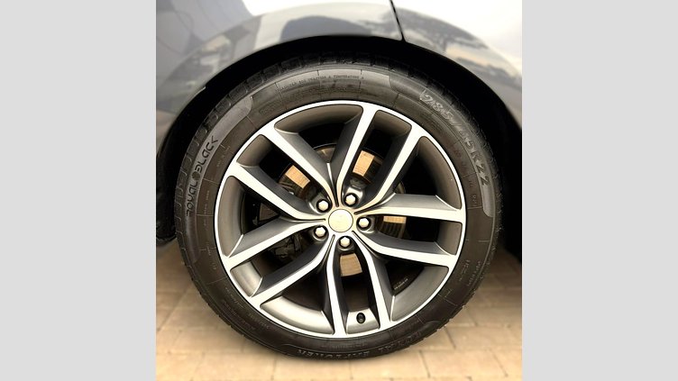2023 Approved Land Rover Range Rover Sport Varesine Blue The Range Rover Sport P510e features an advanced plug-in hybrid electric vehicle (PHEV) drivetrain. It pairs a 3.0-liter turbocharged Ingenium inline-6 gas engine with a potent electric motor to deliver instant torque. P510e First Edition
