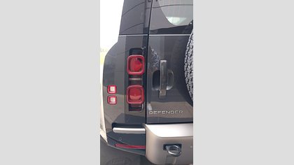 Defender 110 11