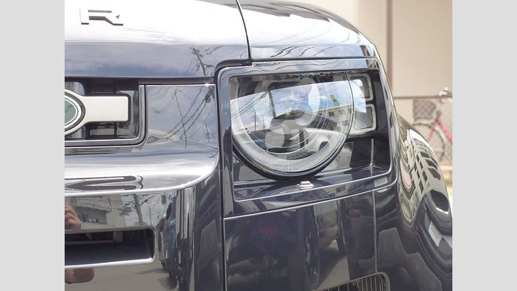 2024 認定中古車 Land Rover Defender 110 サントリーニブラック D350 ディーゼルマイルドハイブリッド X-Dynamic SE