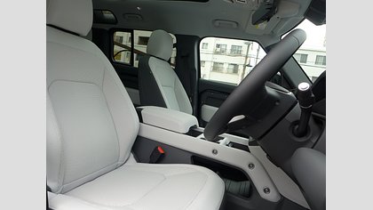 Defender 110 27