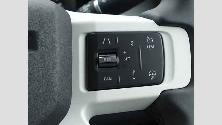 2024 認定中古車 Land Rover Defender 110 サントリーニブラック D350 ディーゼルマイルドハイブリッド X-Dynamic SE