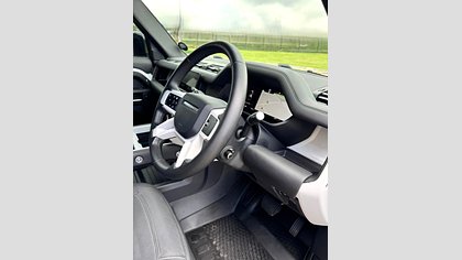 Defender 110 27