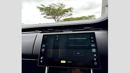 Range Rover 11