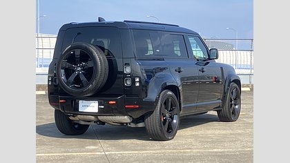 Defender 110 3
