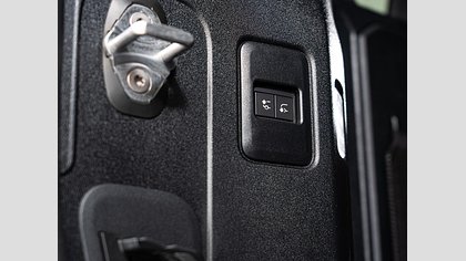 Defender 110 36