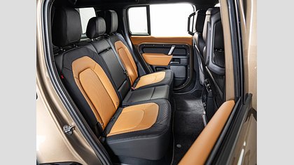 Defender 110 56