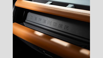 Defender 110 33