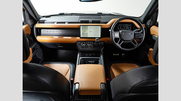 2023 認定中古車 Land Rover Defender 110 ゴンドワナストーン D300 AWD（AT） X-DYNAMIC HSE