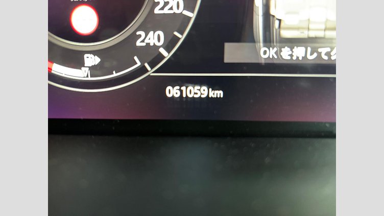 2018 認定中古車 Land Rover Range Rover Fuji White 3.0 litre V6 Supercharged Petrol ヴォーグ