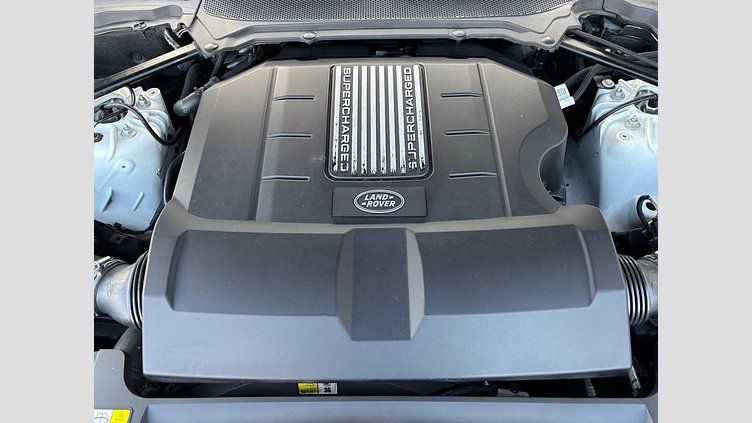2018 認定中古車 Land Rover Range Rover Fuji White 3.0 litre V6 Supercharged Petrol ヴォーグ