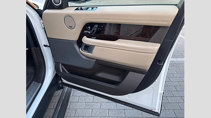 Range Rover 67