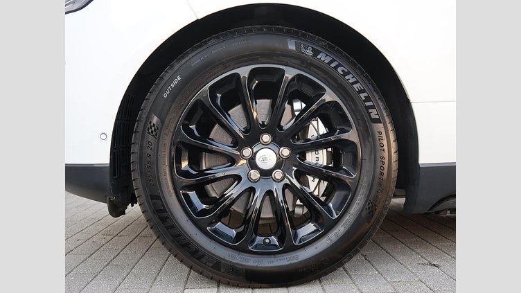 2018 認定中古車 Land Rover Range Rover Fuji White 3.0 litre V6 Supercharged Petrol ヴォーグ