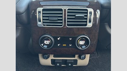 Range Rover 53