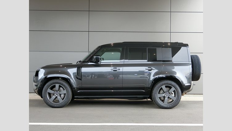 2025 認定中古車 Land Rover Defender 110 カルパチアングレイ D350 ディーゼルマイルドハイブリッド X-Dynamic HSE