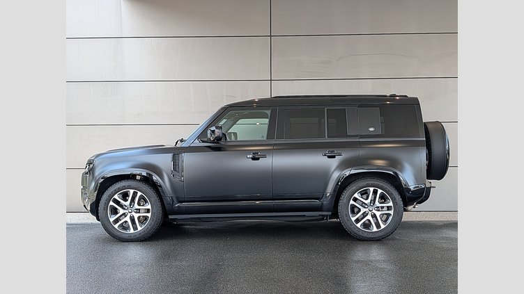 2023 認定中古車 Land Rover Defender 110 アイガーグレイ D300 AWD（AT） X-DYNAMIC SE